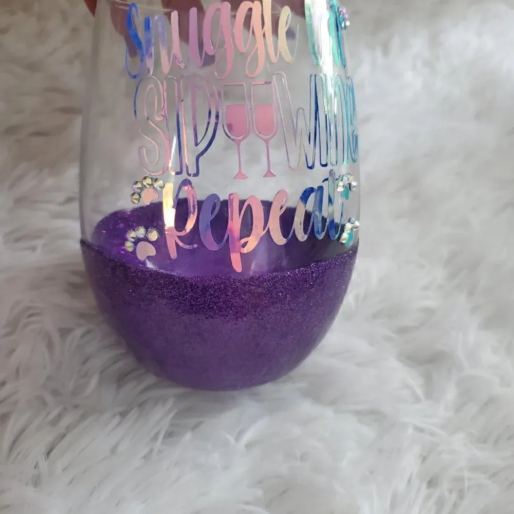 Cat Mom Wine Glass, Fur Mama Tumbler, Gift For Cat Lovers